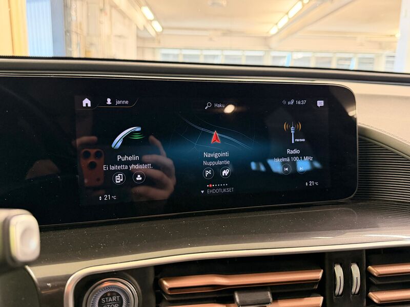 Mercedes-Benz EQC vaihtoauto