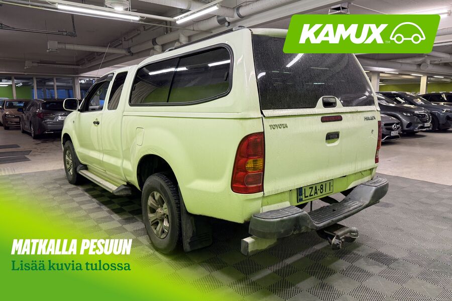 Toyota Hilux vaihtoauto