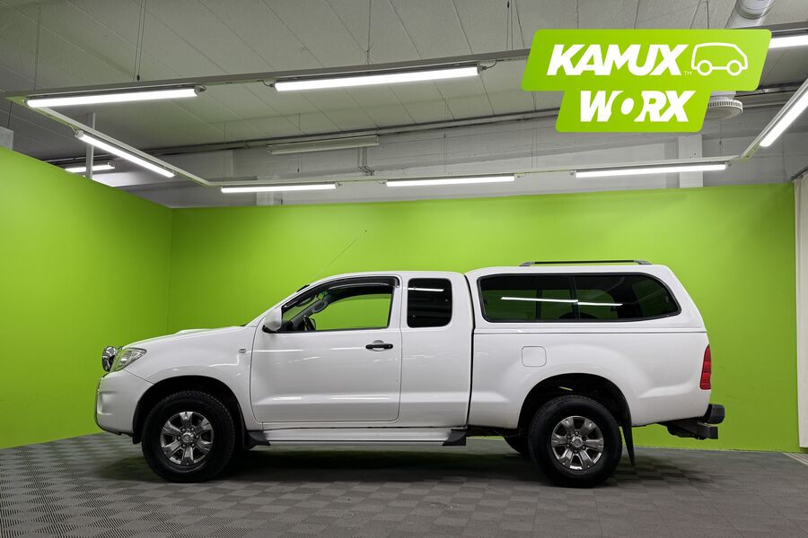 Toyota Hilux vaihtoauto