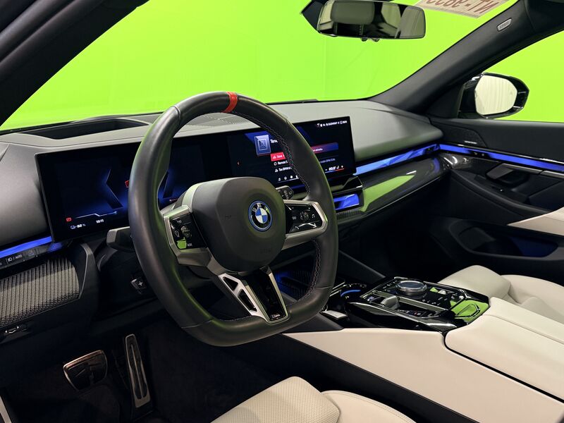 BMW i5 M60 vaihtoauto