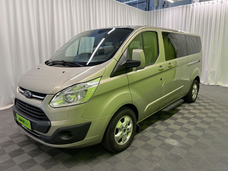 Ford Tourneo Custom vaihtoauto