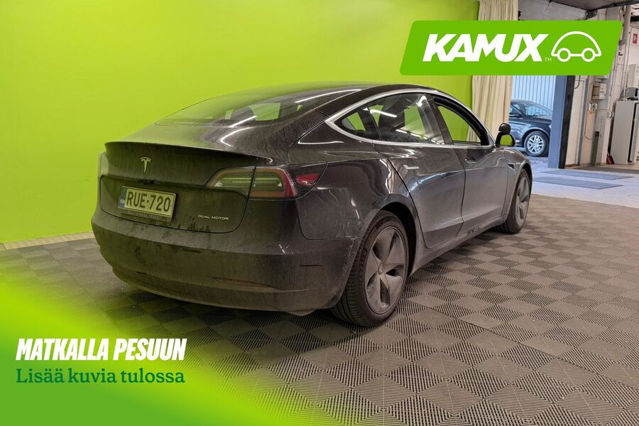 Tesla Model 3 vaihtoauto