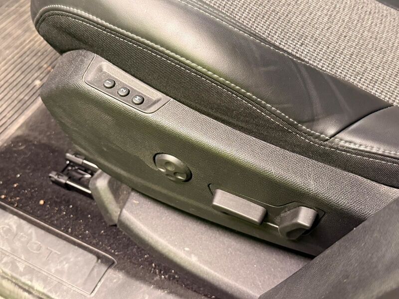 Peugeot 5008 vaihtoauto