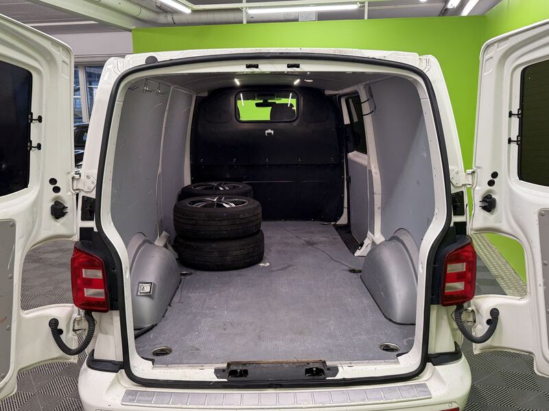 Volkswagen Transporter vaihtoauto