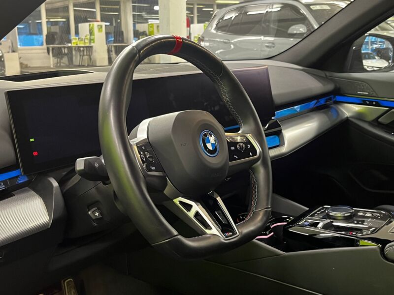 BMW i5 M60 vaihtoauto
