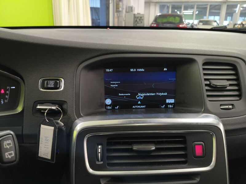 Volvo V60 vaihtoauto