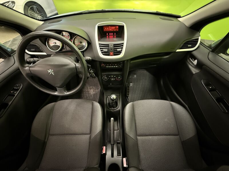 Peugeot 207 vaihtoauto