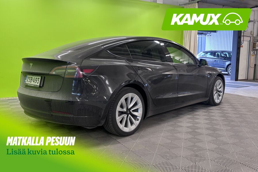 Tesla Model 3 vaihtoauto