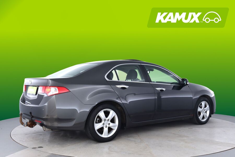 Honda Accord vaihtoauto