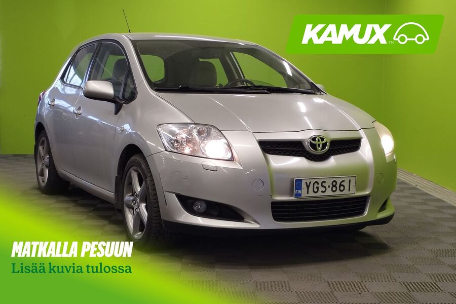 Toyota Auris vaihtoauto