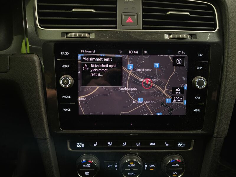 Volkswagen Golf vaihtoauto