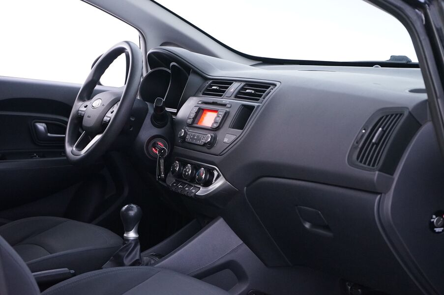 Kia Rio vaihtoauto