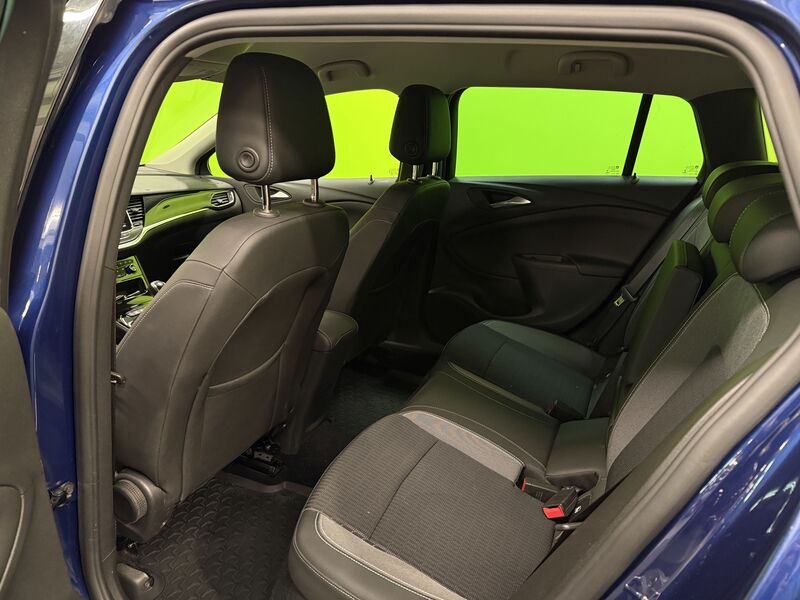 Opel Astra vaihtoauto