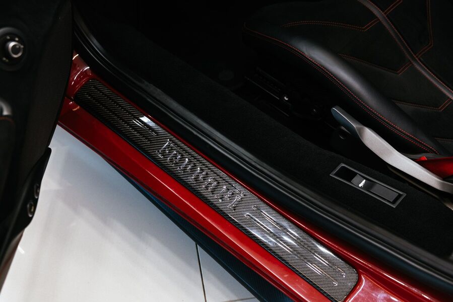 Ferrari 488 vaihtoauto