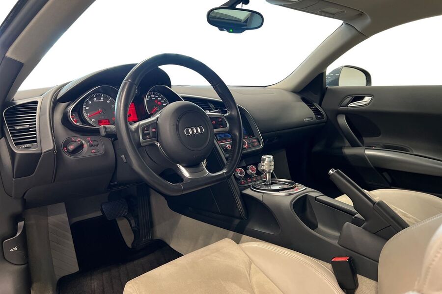 Audi R8 vaihtoauto