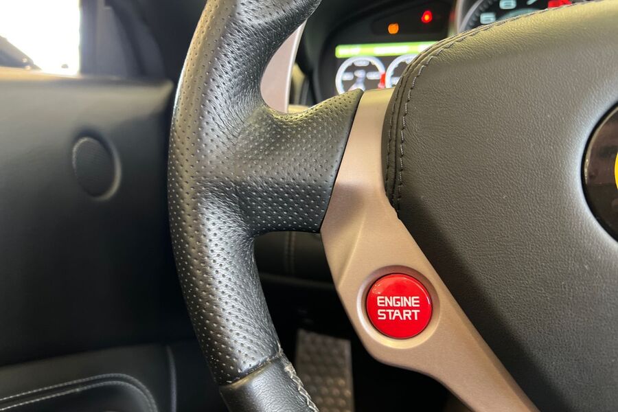 Ferrari California vaihtoauto