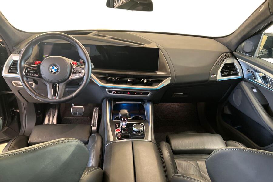 BMW XM vaihtoauto