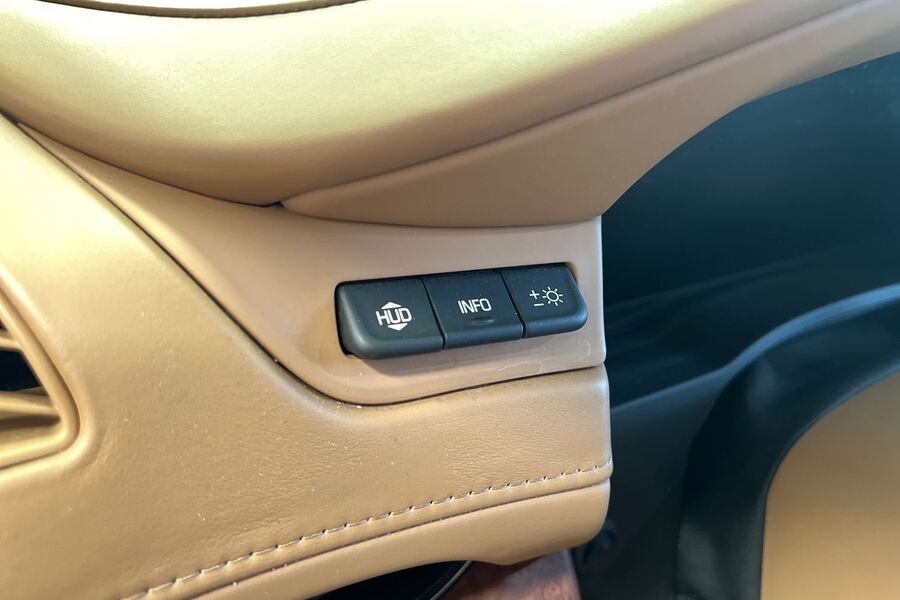 Cadillac Escalade vaihtoauto