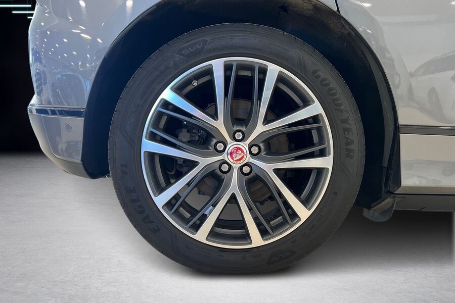 Jaguar I-PACE vaihtoauto