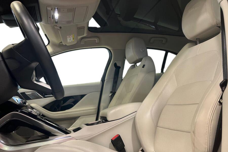 Jaguar I-PACE vaihtoauto