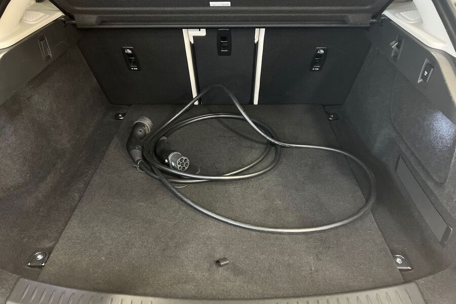 Jaguar I-PACE vaihtoauto