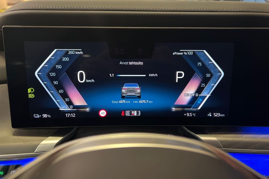 BMW i7 vaihtoauto