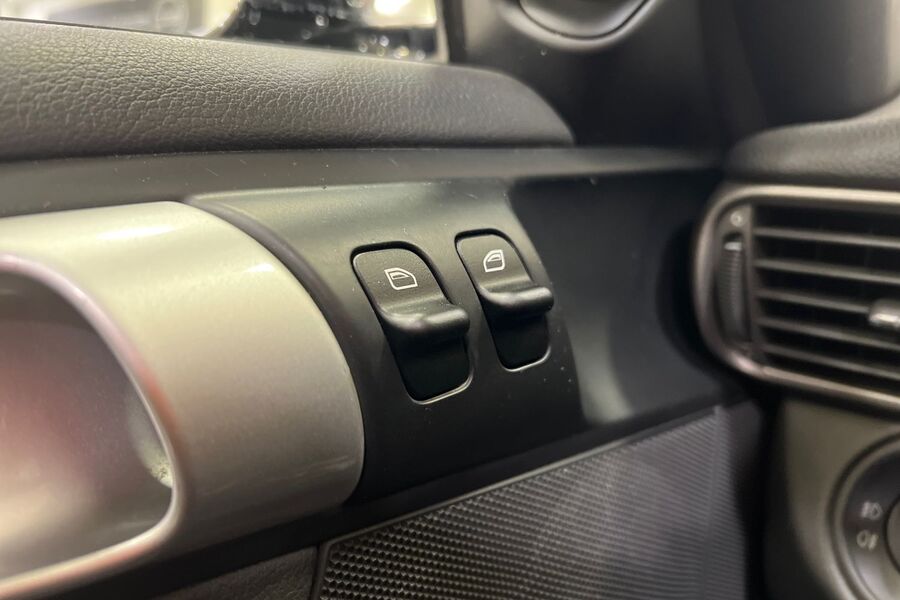 Porsche 911 vaihtoauto