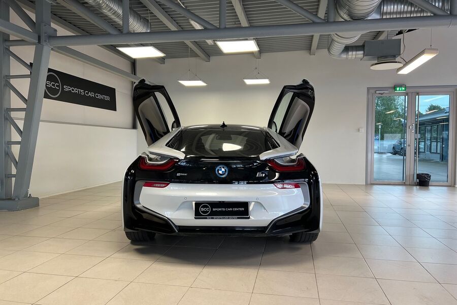 BMW i8 vaihtoauto