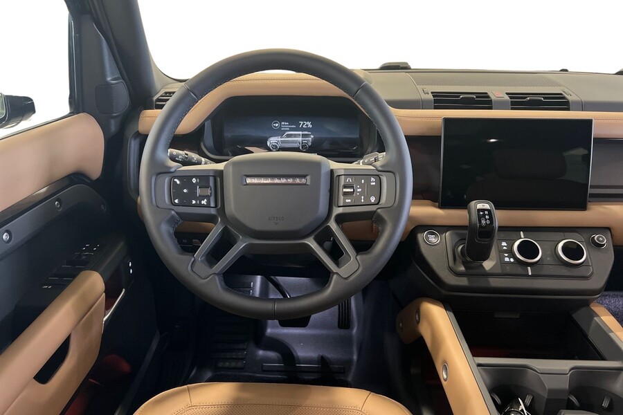 Land Rover Defender vaihtoauto