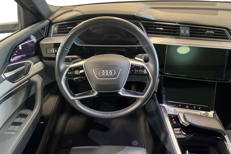 Audi e-tron vaihtoauto