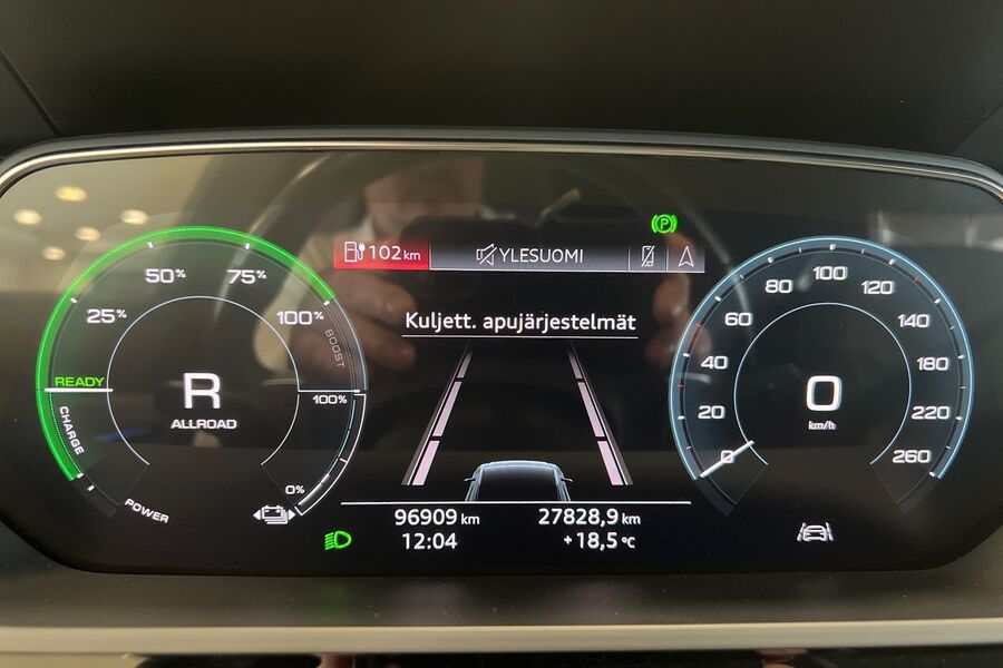 Audi e-tron vaihtoauto