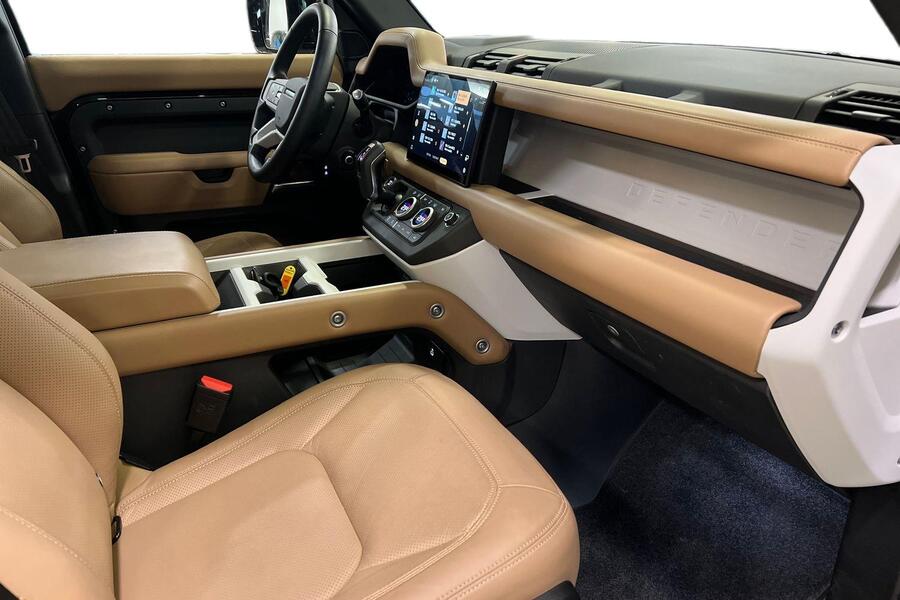 Land Rover Defender vaihtoauto