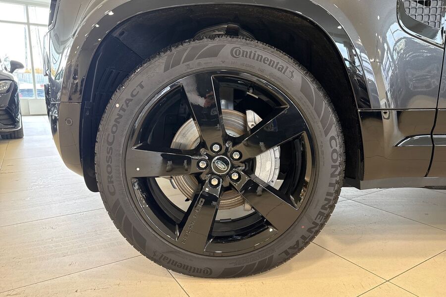 Land Rover Defender vaihtoauto