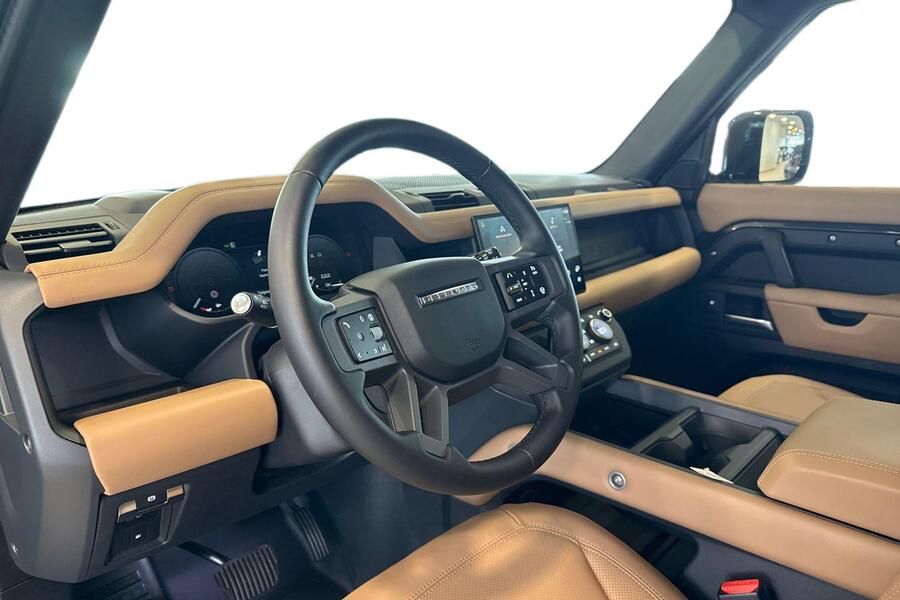 Land Rover Defender vaihtoauto