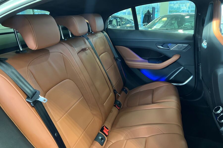 Jaguar I-PACE vaihtoauto