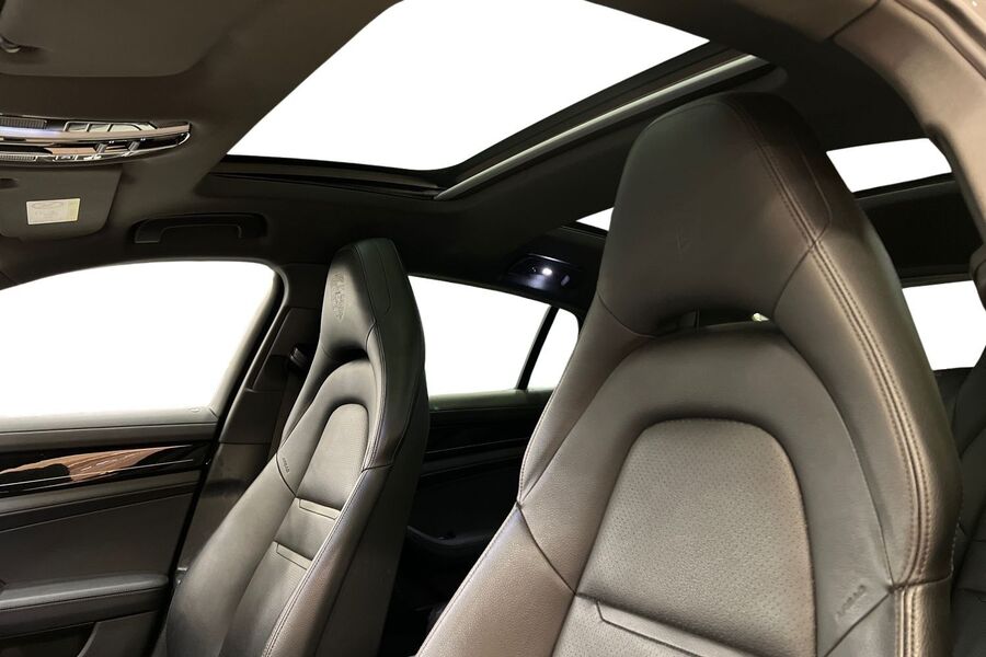 Porsche Panamera vaihtoauto