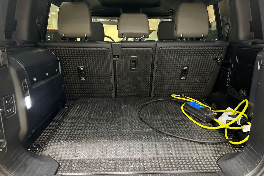 Land Rover Defender vaihtoauto