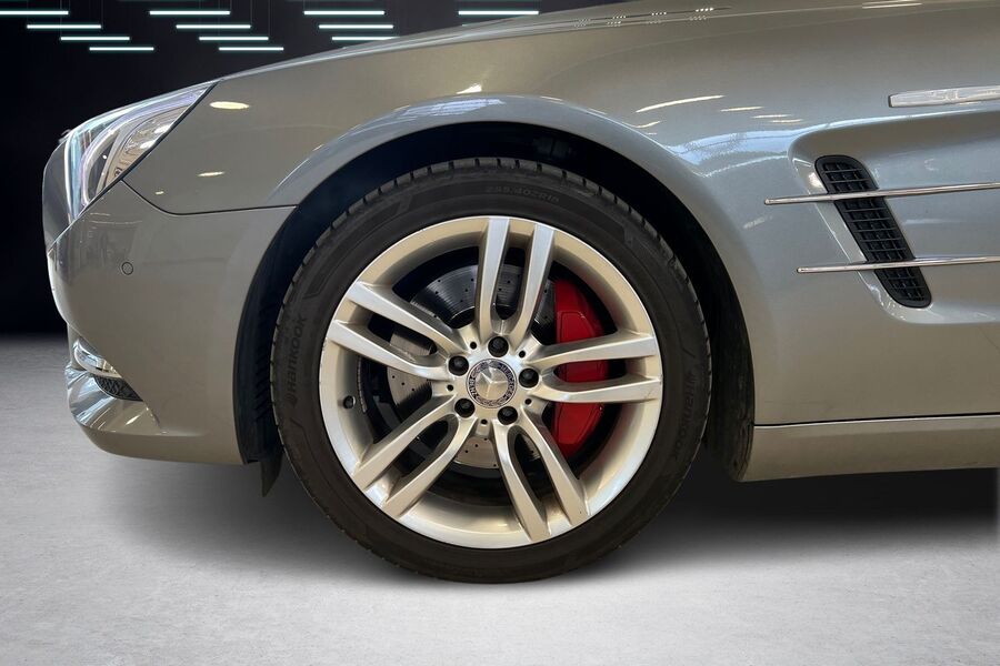 Mercedes-Benz SL vaihtoauto