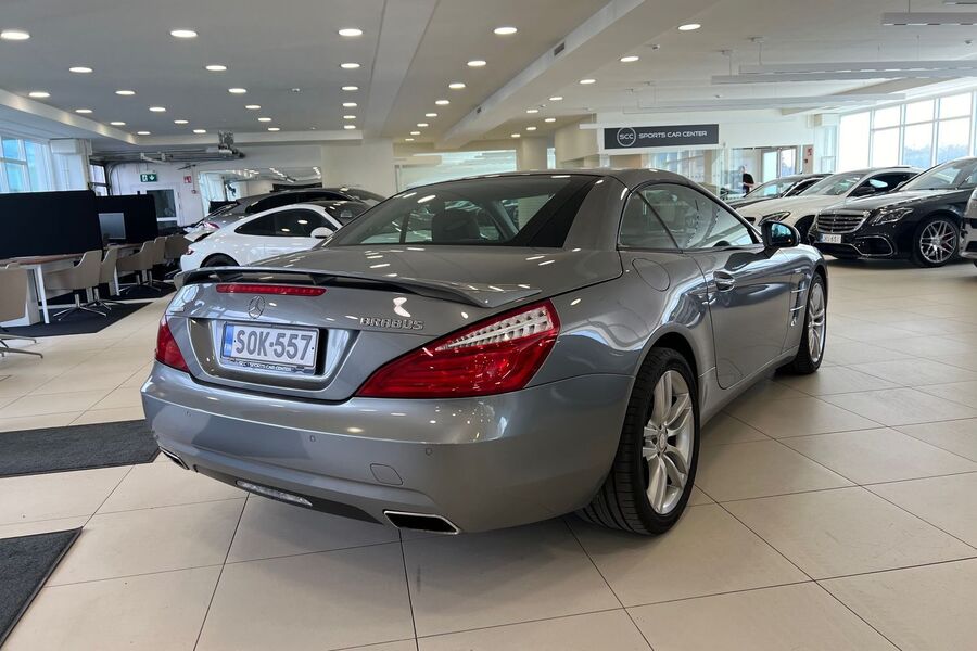 Mercedes-Benz SL vaihtoauto