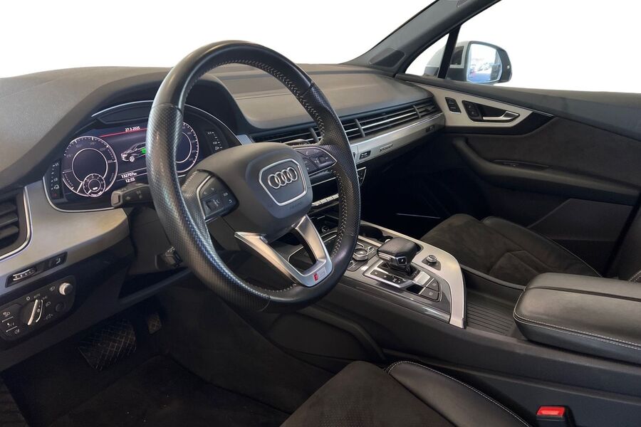 Audi Q7 vaihtoauto