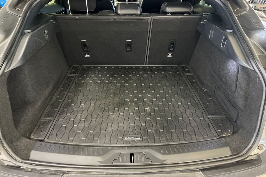 Jaguar I-PACE vaihtoauto