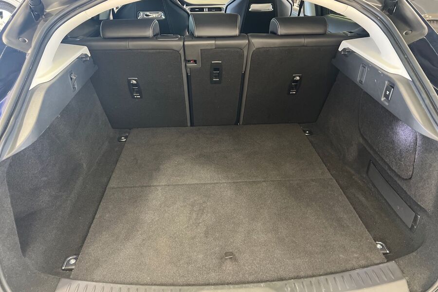 Jaguar I-PACE vaihtoauto