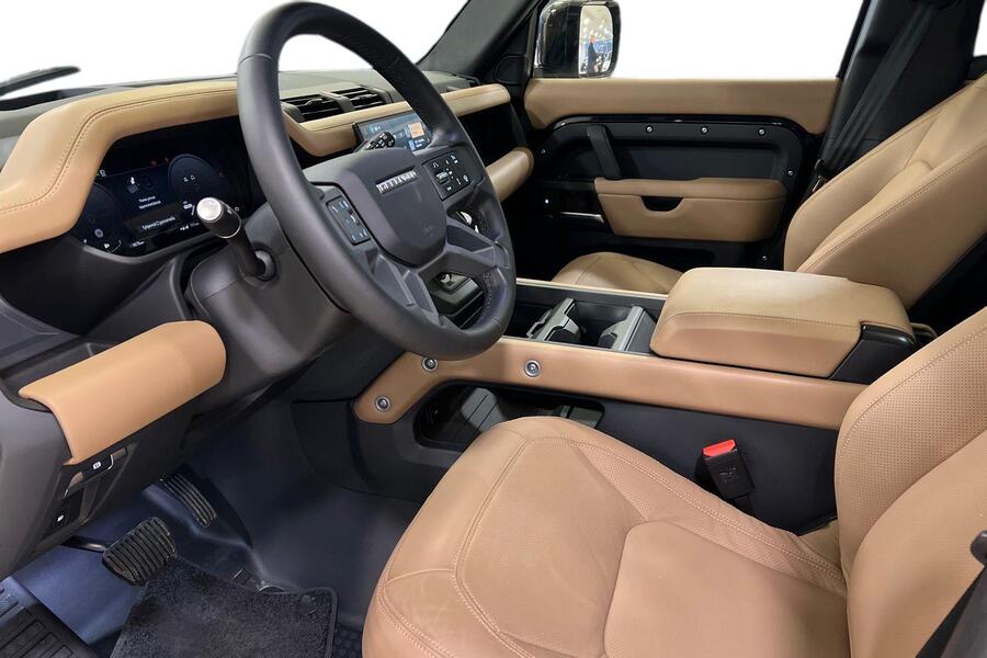 Land Rover Defender vaihtoauto