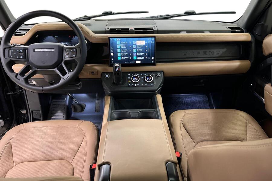 Land Rover Defender vaihtoauto