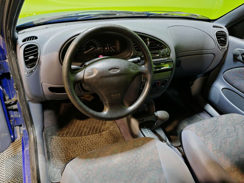 Ford Fiesta vaihtoauto