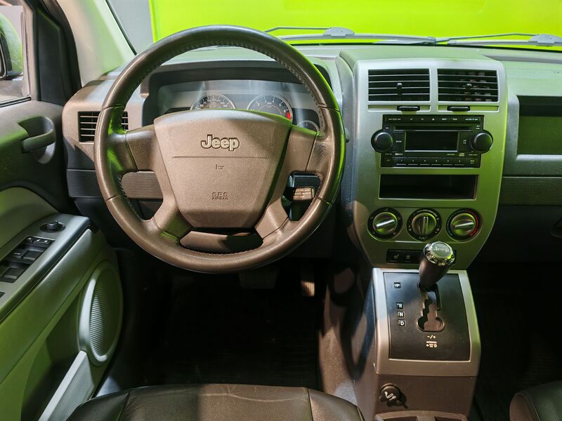 Jeep Compass vaihtoauto