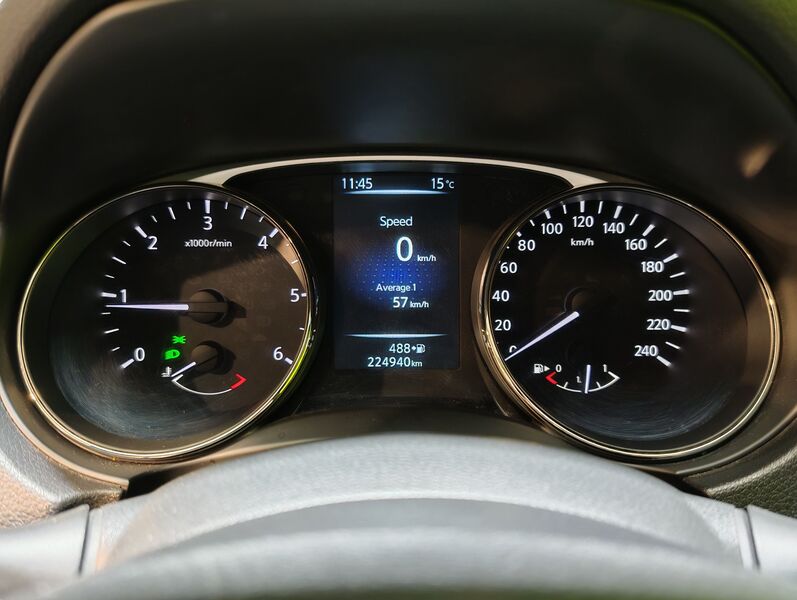 Nissan X-Trail vaihtoauto