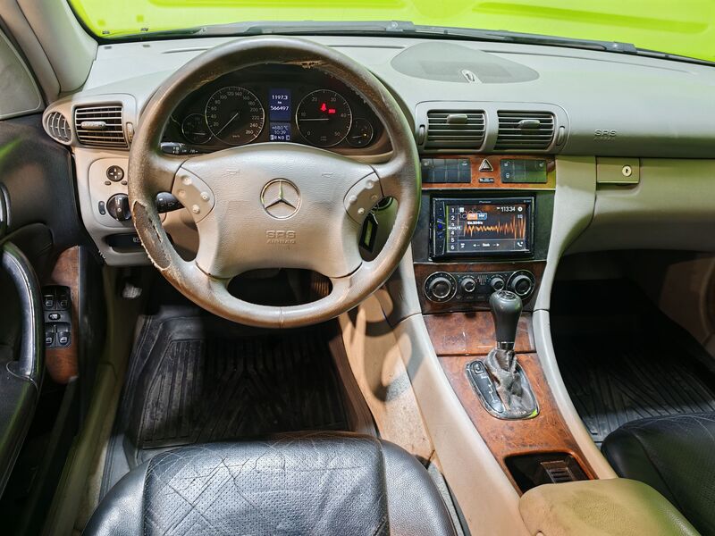 Mercedes-Benz C vaihtoauto