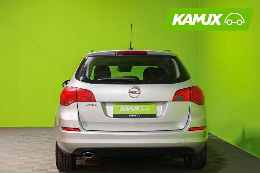 Opel Astra vaihtoauto