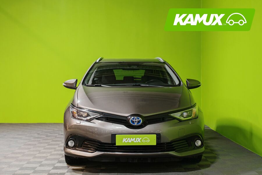 Toyota Auris vaihtoauto